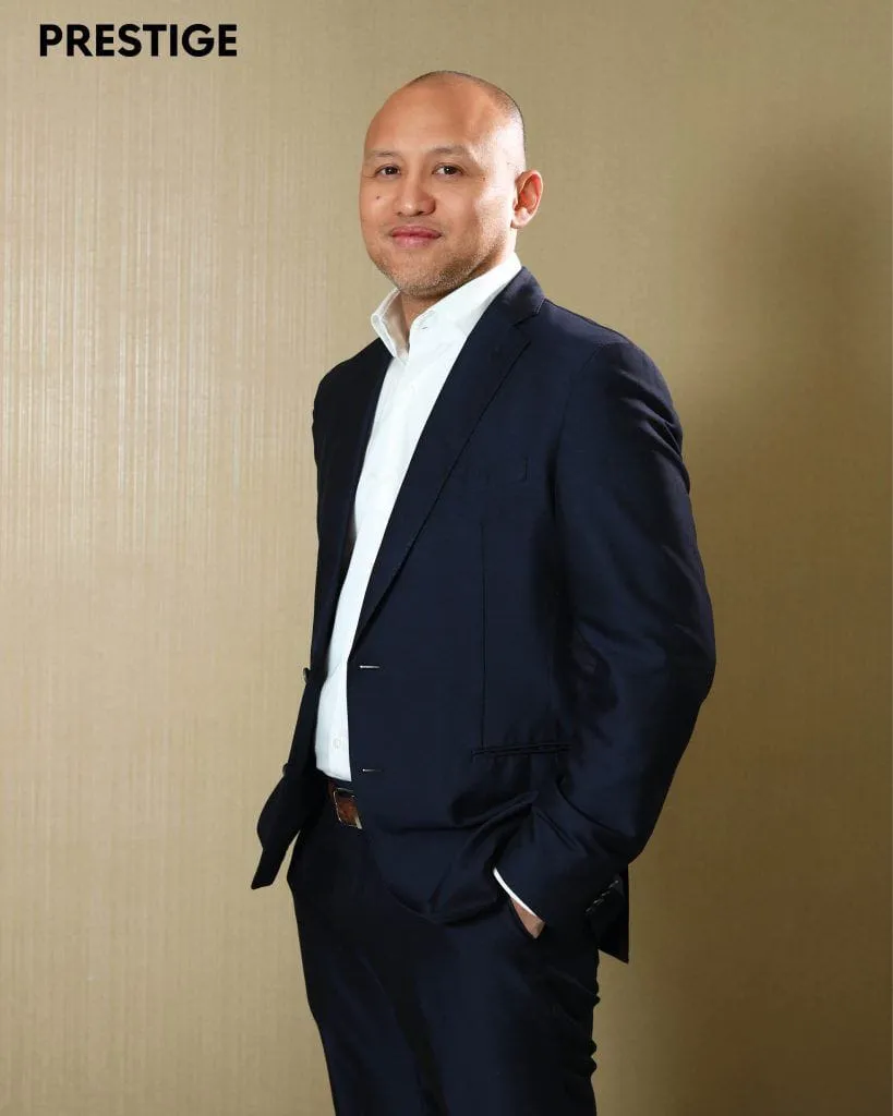 Ananda Mikola